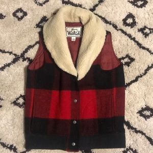 Vintage Woolrich Small red and black plaid wool vest